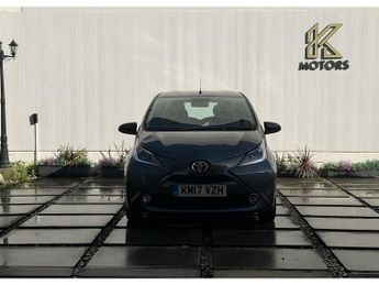 Toyota AYGO 1.0 VVT-i x-play Hatchback 5dr Petrol Manual Euro 6 (68 ps)