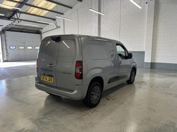 Peugeot Partner 1.5 BlueHDi 1000 Asphalt Standard Panel Van 5dr Diesel EAT8 SWB 