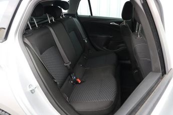 Vauxhall Astra CDTi BlueInjection Design