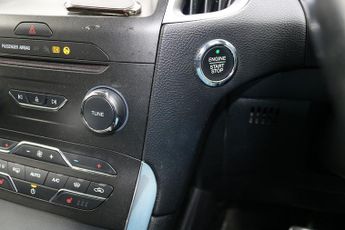 Ford S-Max T EcoBoost Titanium Sport