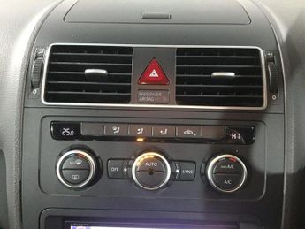 Volkswagen Touran 1.4 TSI SE 5DR MPV Automatic Petrol