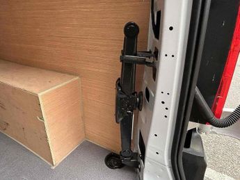 Mercedes-Benz eVito 114 e Pure Panel Van 0.0 Automatic Electric