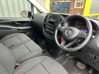 Mercedes-Benz eVito 114 e Pure Panel Van 0.0 Automatic Electric