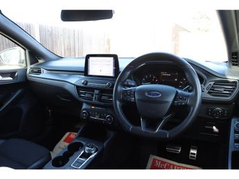 Ford Focus T EcoBoost ST-Line X