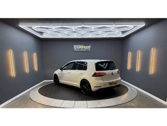 Volkswagen Golf 2.0 TSI BlueMotion Tech R Hatchback 5dr Petrol DSG 4Motion Euro 