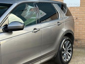 Land Rover Discovery Sport P200 MHEV R-Dynamic S