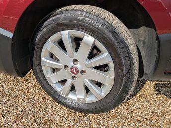 Fiat Fiorino 16V Multijet Combi Adventure