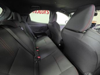 Toyota Yaris VVT-h GR SPORT