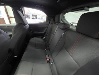 Toyota Yaris VVT-h GR SPORT