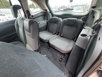 Ford Grand C-Max TDCi Titanium