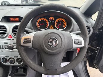 Vauxhall Corsa 1.2 16V Exclusiv Hatchback 5dr Petrol Easytronic Euro 5 (A/C) (8