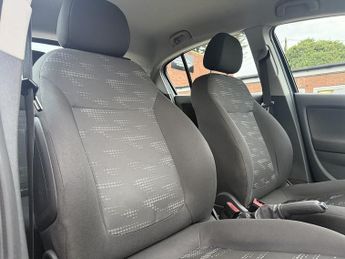 Vauxhall Corsa 1.2 16V Exclusiv Hatchback 5dr Petrol Easytronic Euro 5 (A/C) (8