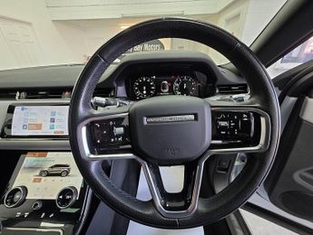 Land Rover Range Rover Evoque P300e R-Dynamic SE