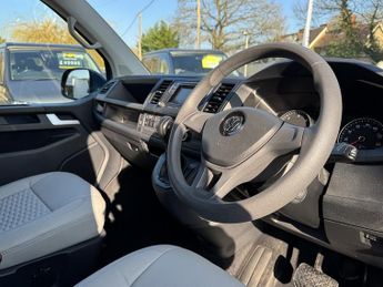 Volkswagen Transporter T6 T32 150 DSG SWB