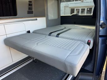 Volkswagen Transporter T6 T32 150 DSG SWB