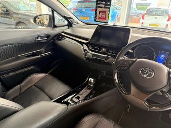 Toyota C-HR 1.8 VVT-h Red Edition SUV 5dr Petrol Hybrid CVT Euro 6 (s/s) (12