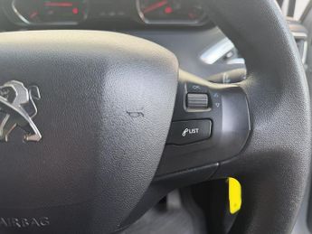 Peugeot 208 1.2 VTi Active Hatchback 5dr Petrol Manual Euro 5 (82 ps)