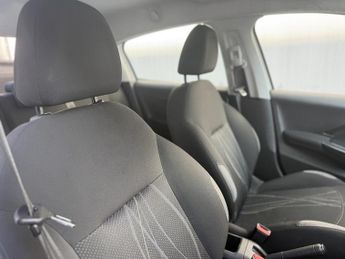 Peugeot 208 1.2 VTi Active Hatchback 5dr Petrol Manual Euro 5 (82 ps)