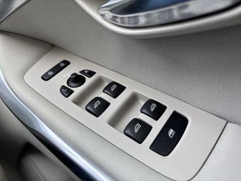 Volvo V40 T4 Se
