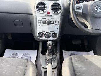 Vauxhall Corsa 1.4 16V Design Hatchback 5dr Petrol Auto Euro 5 (A/C) (100 ps)