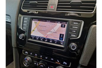 Volkswagen Golf TSI BlueMotion Tech R