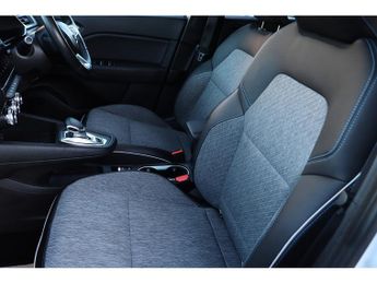 Renault Captur E-TECH Launch Edition