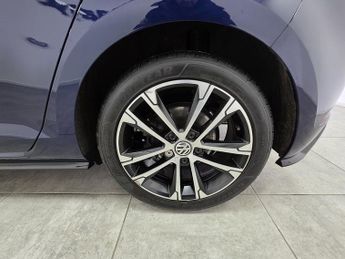 Volkswagen Golf TDI R-Line Edition