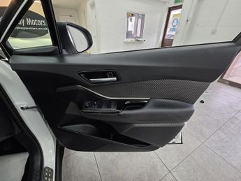 Toyota C-HR VVT-h Excel