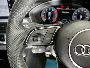 Audi A4 Avant TFSI Black Edition