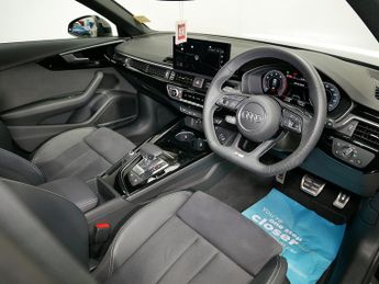 Audi A4 Avant TFSI Black Edition