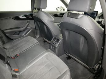 Audi A4 Avant TFSI Black Edition