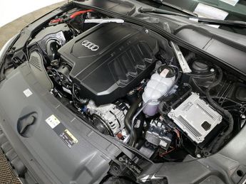 Audi A4 Avant TFSI Black Edition