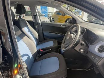 Hyundai i10 1.2 Premium Hatchback 5dr Petrol Auto Euro 6 (87 ps)