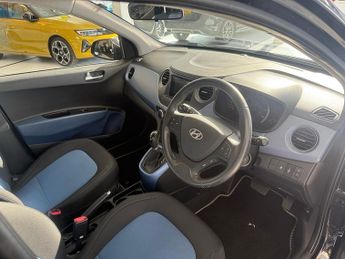 Hyundai i10 1.2 Premium Hatchback 5dr Petrol Auto Euro 6 (87 ps)