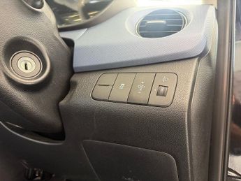 Hyundai i10 1.2 Premium Hatchback 5dr Petrol Auto Euro 6 (87 ps)