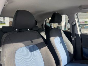 Hyundai i10 1.2 Premium Hatchback 5dr Petrol Auto Euro 6 (87 ps)