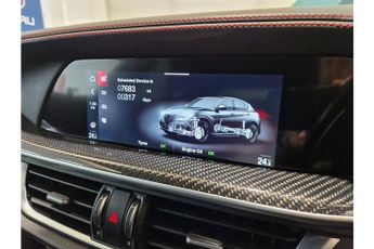 Alfa Romeo Stelvio V6 Bi-Turbo Quadrifoglio