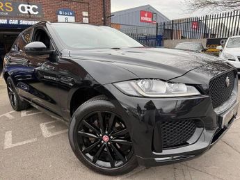 Jaguar F-Pace 2.0 D180 Chequered Flag SUV 5dr Diesel Auto AWD Euro 6 (s/s) (18