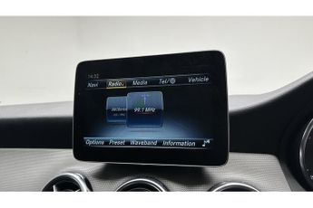 Mercedes-Benz GLA GLA200 Sport