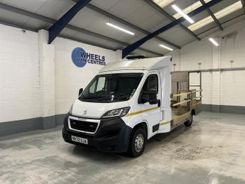 Peugeot Boxer BlueHDi 335 Professional Premium + PLANT AND GO TRUCK 2.2 2dr Dr