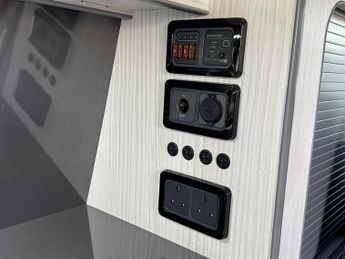 Volkswagen Transporter T6 T30 150 SWB Highline