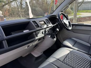 Volkswagen Transporter T6 T30 150 SWB Highline