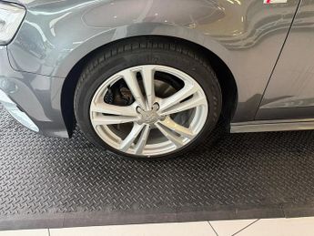 Audi A3 1.5 TFSI CoD S line Sportback 5dr Petrol S Tronic Euro 6 (s/s) (