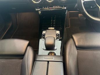 Mercedes-Benz A Class 1.3 A180 Sport (Executive) Hatchback 5dr Petrol 7G-DCT Euro 6 (s