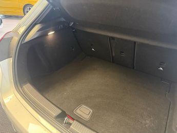 Mercedes-Benz A Class 1.3 A180 Sport (Executive) Hatchback 5dr Petrol 7G-DCT Euro 6 (s