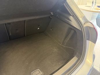 Mercedes-Benz A Class 1.3 A180 Sport (Executive) Hatchback 5dr Petrol 7G-DCT Euro 6 (s