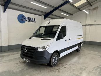 Mercedes Sprinter 2.0 315 CDI Progressive Panel Van 5dr Diesel Manual RWD L2 H2 Eu
