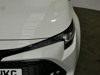 Toyota Corolla VVT-h Design