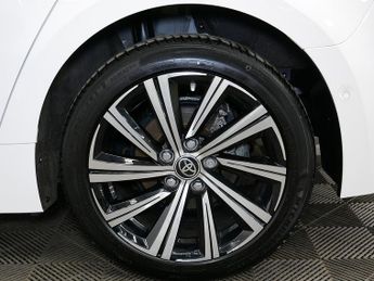 Toyota Corolla VVT-h Design