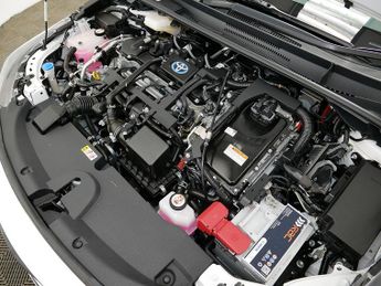 Toyota Corolla VVT-h Design